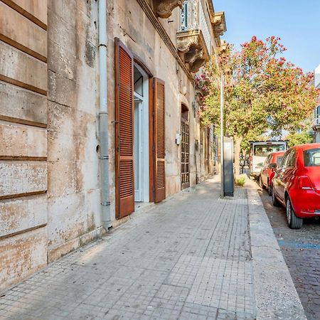 Γενος - Ghenos Apartment ออสตูนี ภายนอก รูปภาพ